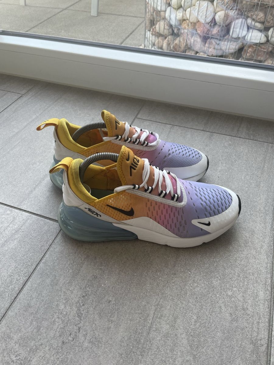 Nike Chaussures hommes: Nike air Max 270 – D'occasion à Dompierre FR par matmath 2