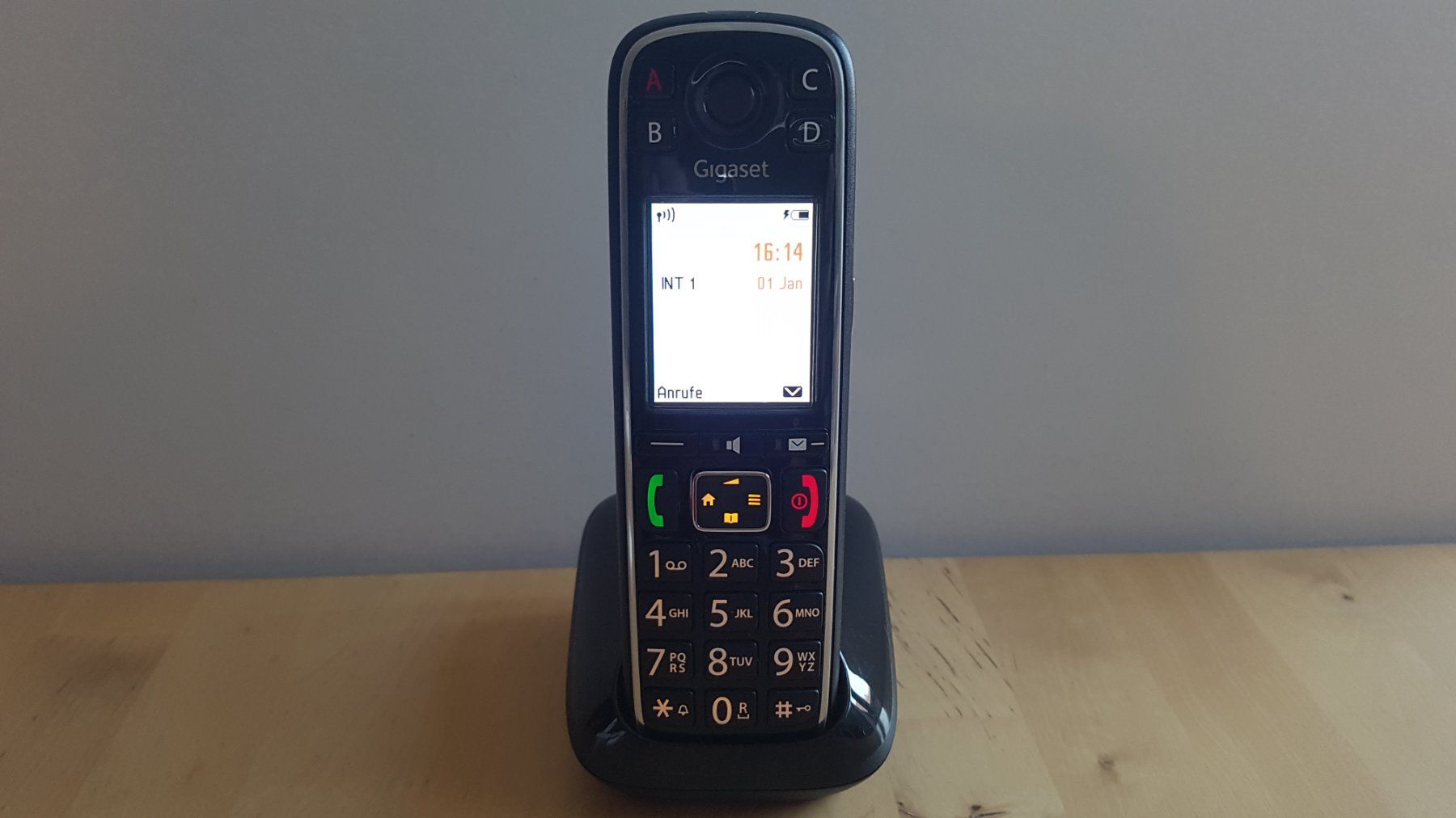 Gigaset Telefoni: Gigaset E720 Analog-/Schnurlostelefon – Usato da Boll venduto da Dajufa 7