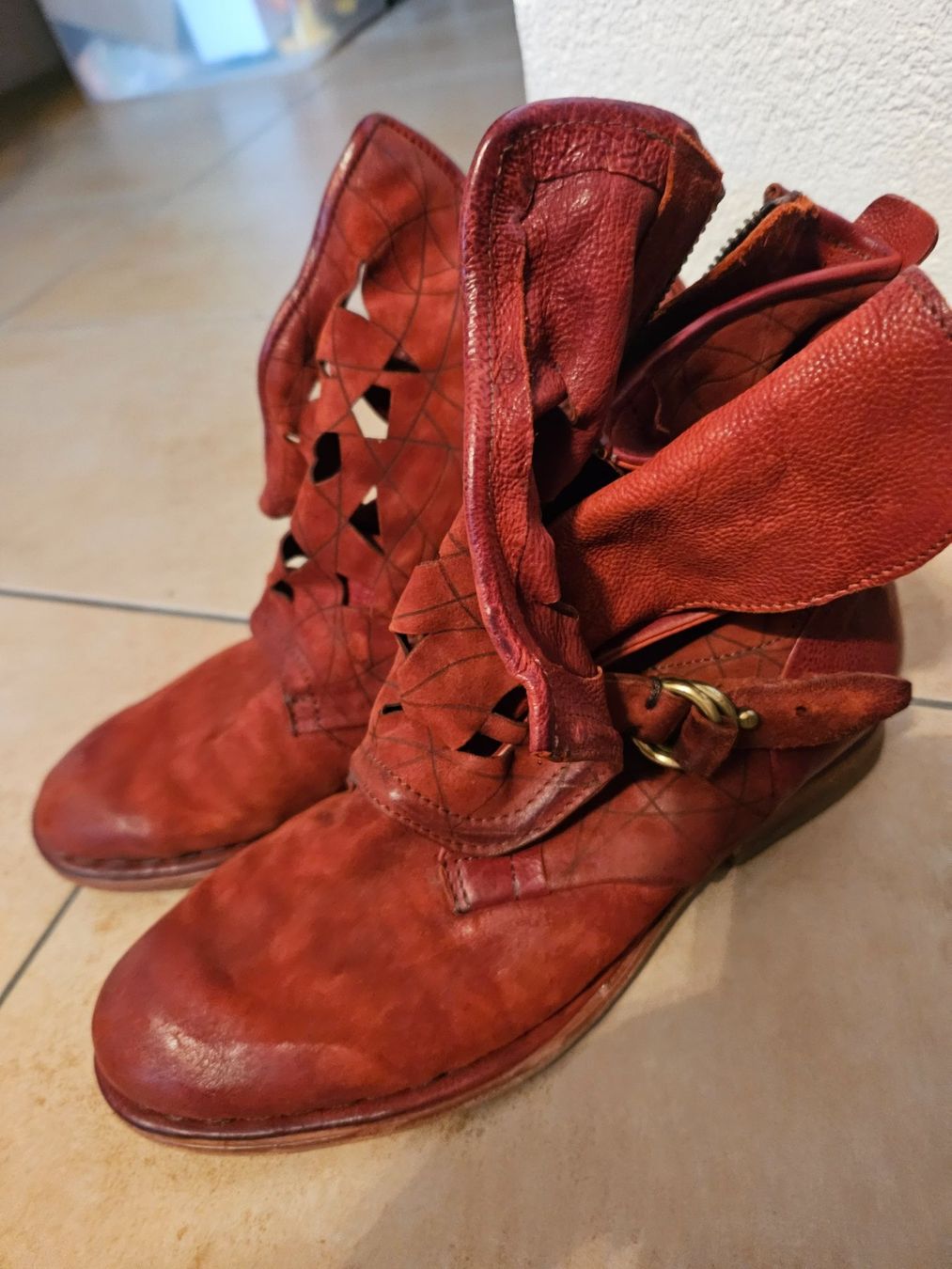A.S.98 Scarpe da donna: A.S. 98 Wildleder Stiefelette – Usato da Steckborn venduto da suz_v2v6