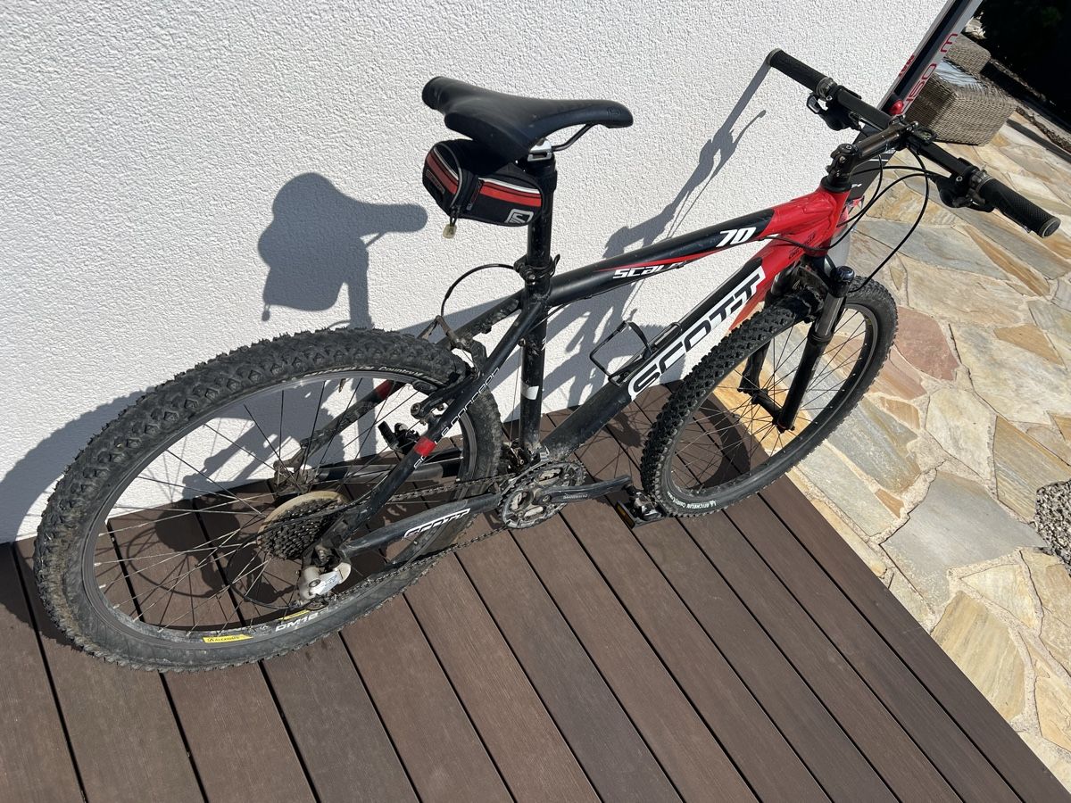 Scott Vélos: Vélo VTT Scott scale 70 – D'occasion à Cottens FR par cricket16 1