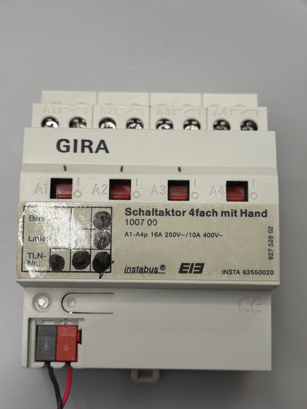 Componenti elettronici: Schaltaktor KNX 4fach - Gira – Usato da Neuheim venduto da Sandokan39