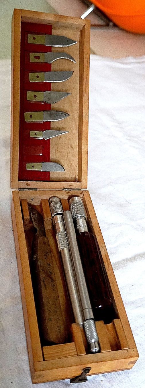 Coltelli: Scalpell Schnitzmesser Set – Usato da Baar venduto da 2cvbaar