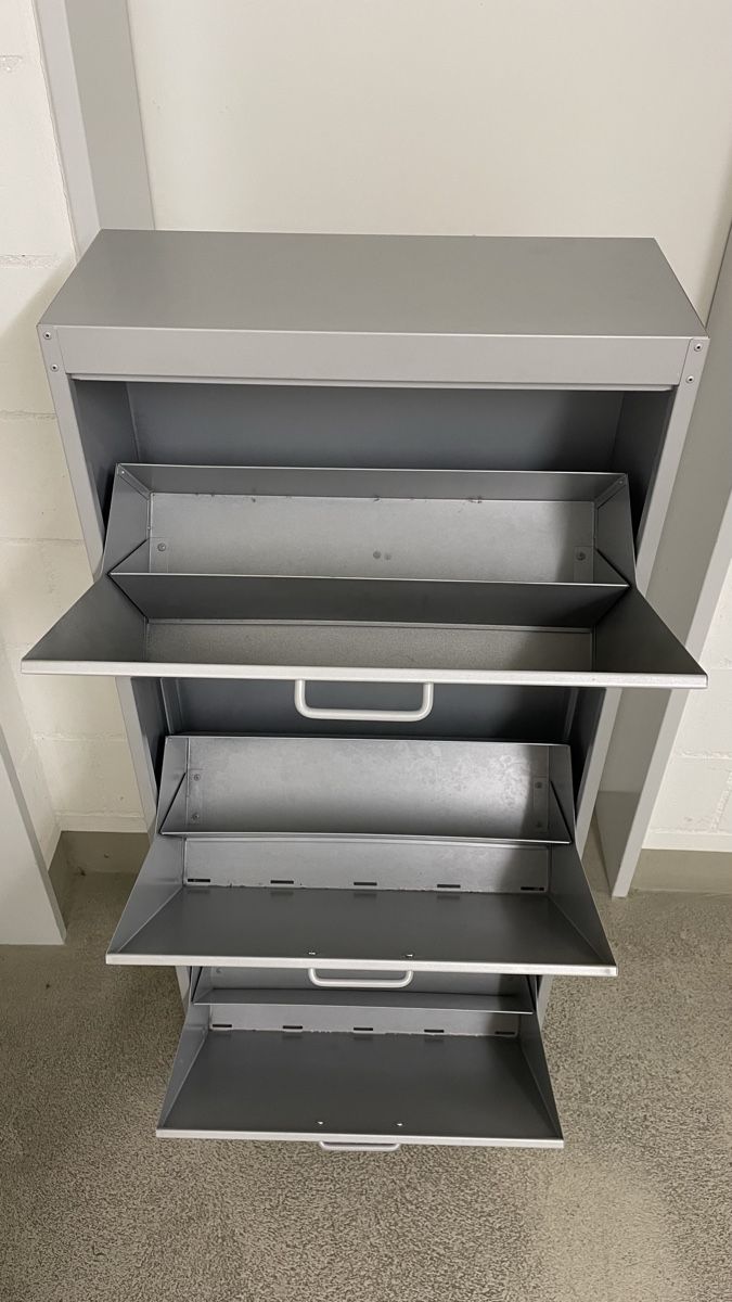 Armoires: Schuhschrank Metall – Neuf (Voir description) à Steffisburg par santra 1
