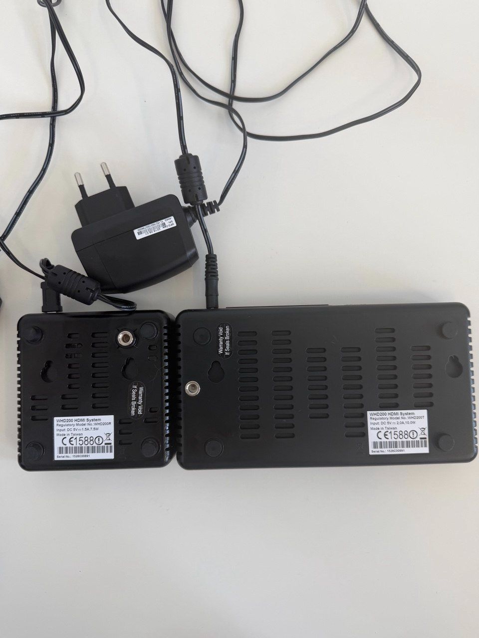 Home Cinema: WHD200 Wireless HDMI System – HDMI Transmitter & Receiver in – Usato da Brüttisellen venduto da itprofisgroup 2