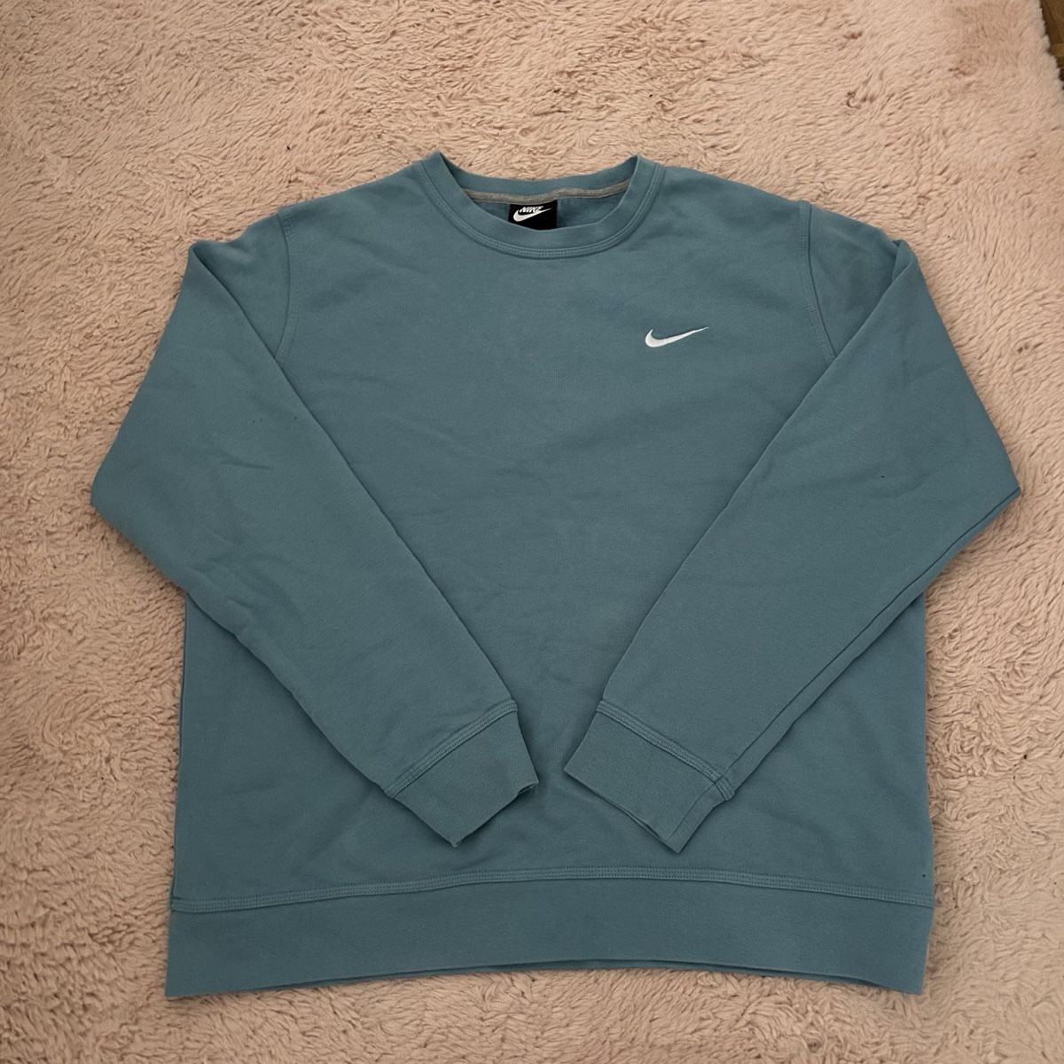 Nike Maglioni & Felpe: Nike Baumwollpullover in Hellblau, Top Zustand, Grösse XL – Nuovo e nell'imballaggio originale da Eschenz venduto da Fjolla-K