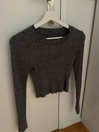 Basic graues langarmshirt Grösse S