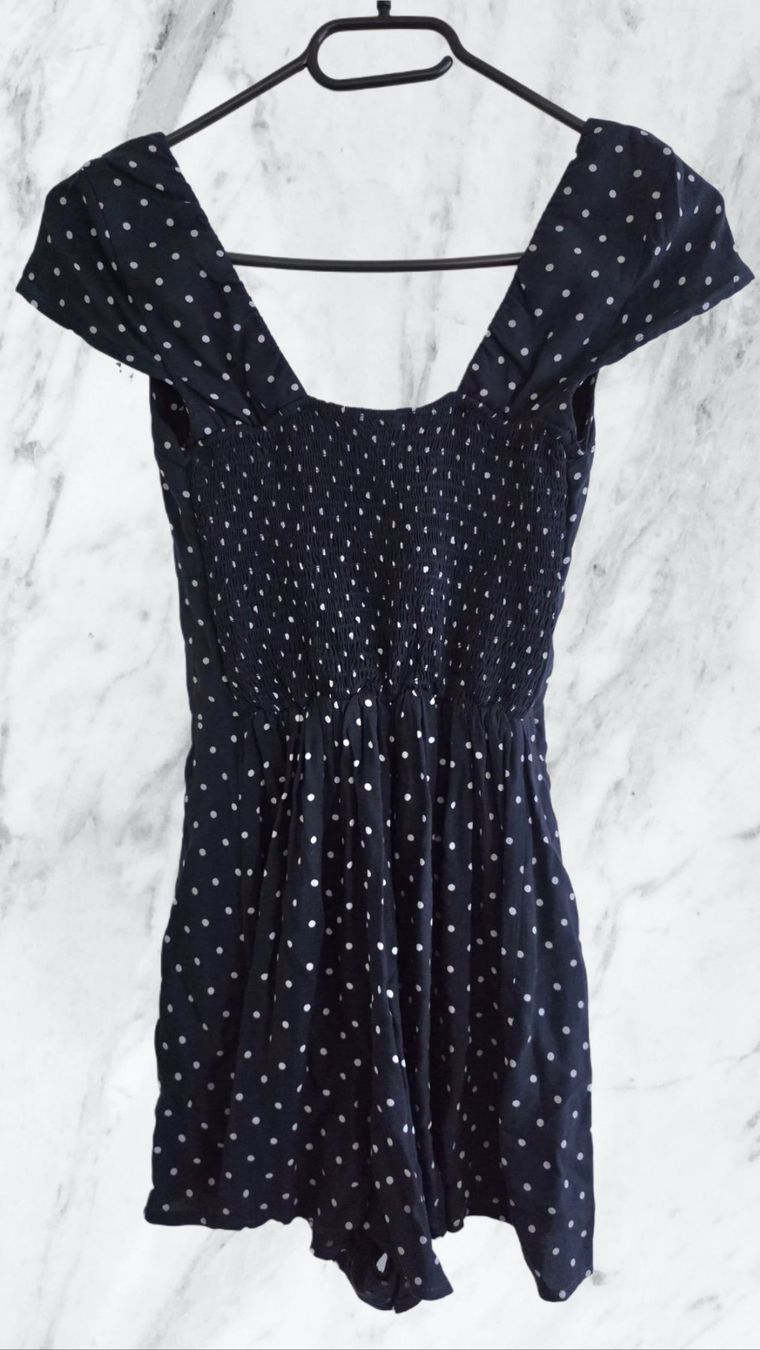Tute: Polka Dot Playsuit Romper – Usato da Einsiedeln venduto da Lirpae