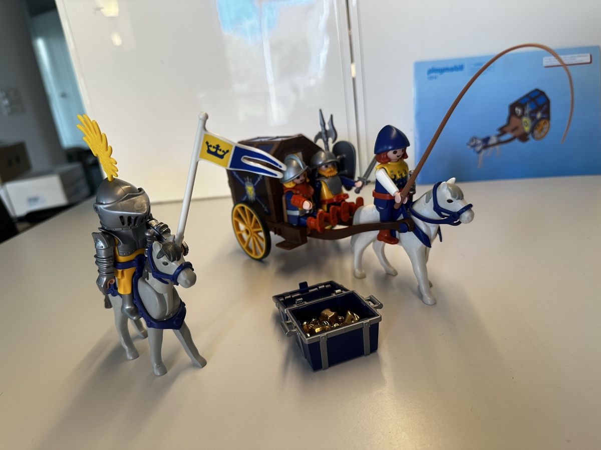 Playmobil Giocattoli: Playmobil Ritter Set mit Kutsche gebraucht – Usato da Solothurn venduto da tab_8zc7 2