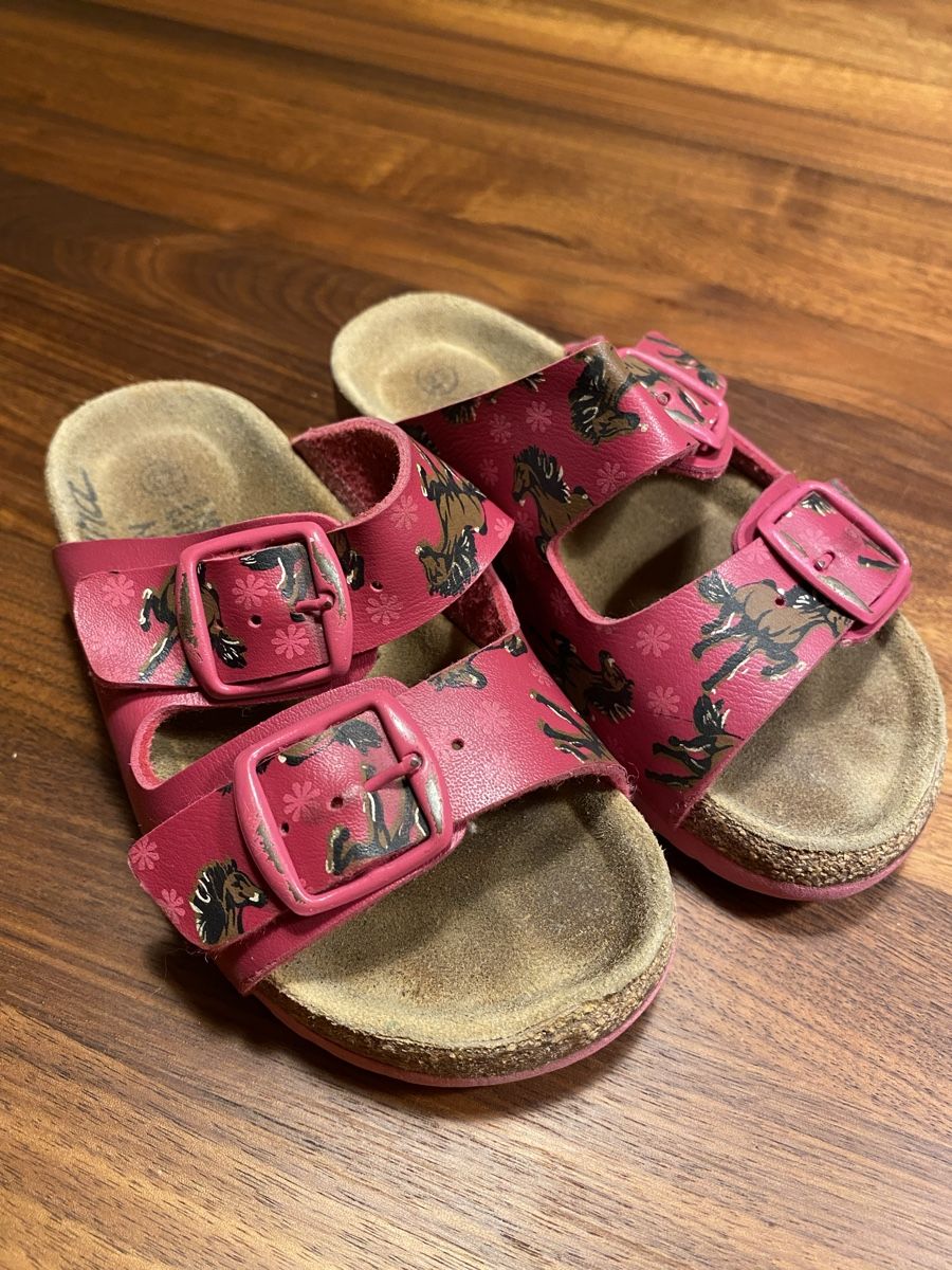 Scarpe per ragazze: Hausschuhe Gr 27 – Usato da Uerikon venduto da MiBreStaef2023