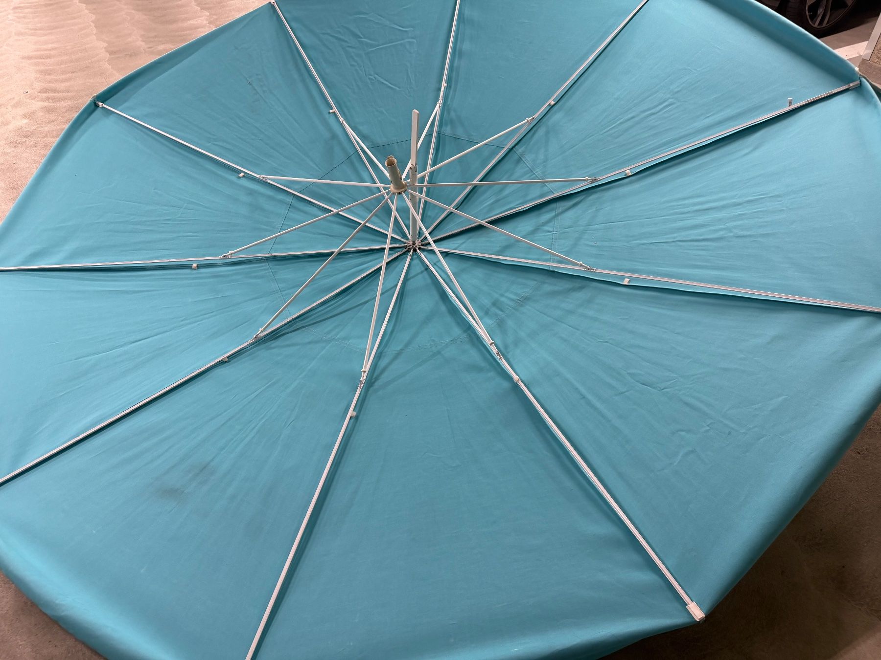 Glatz Ombrelloni: Sonnenschirm Glatz Pendalex V Plus 320cm Durchmesser – Usato da Zürich venduto da sne.swiss 1