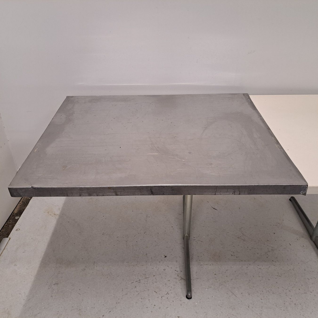 Tavoli: CNS Tischabdeckung – Usato da Wolhusen venduto da Gastrorampe 2