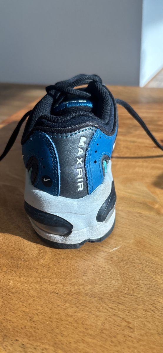 Nike Chaussures hommes: Nike Air Max – Neuf (Voir description) à Corbières par mel_yq25 1