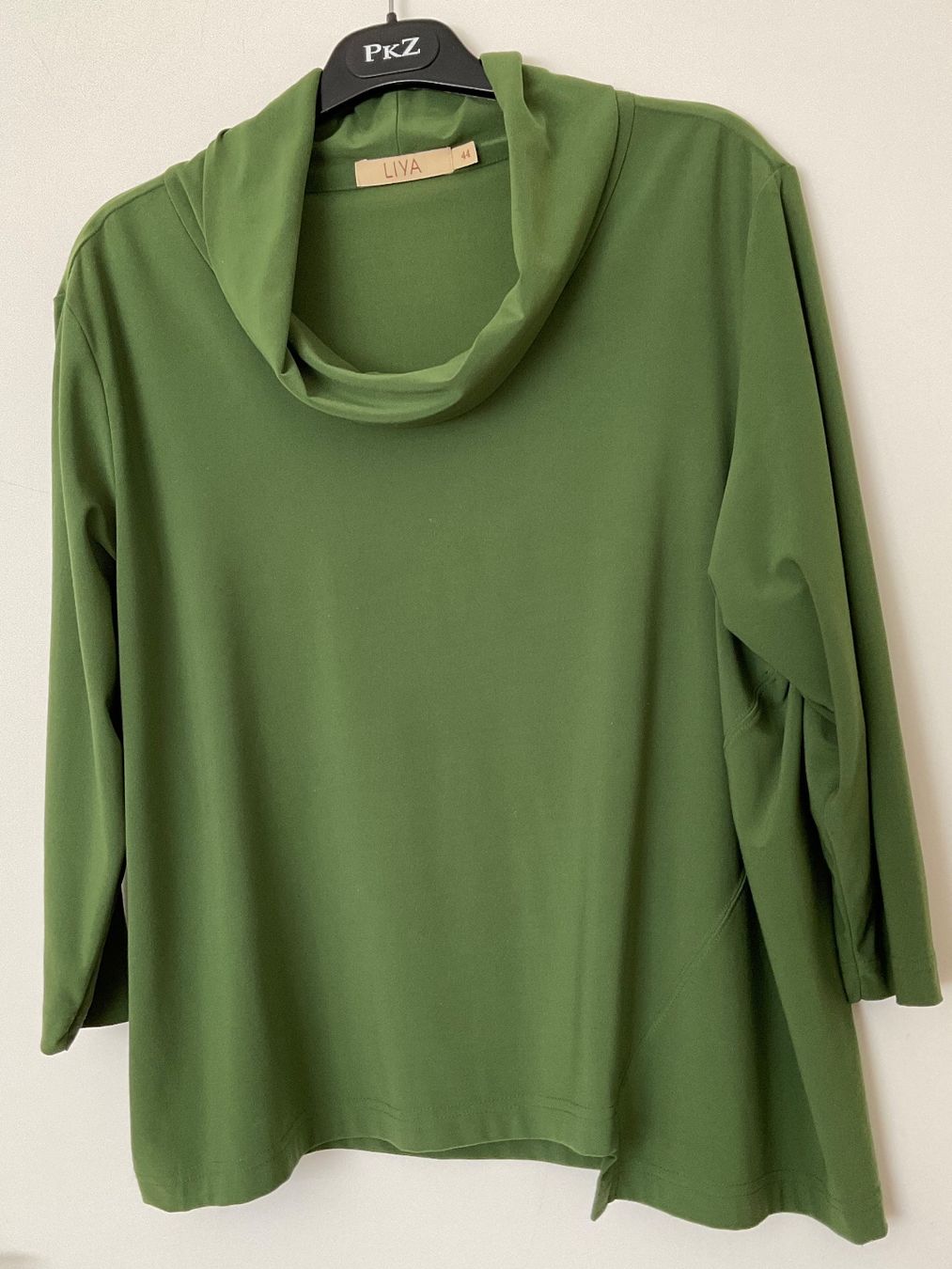 Maglioni & Felpe: LIYA Pullover Shirt Gr 44 grün – Usato da Urdorf venduto da alda02 2