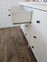 Commode blanche design moderne, 6 tiroirs, parfait état!