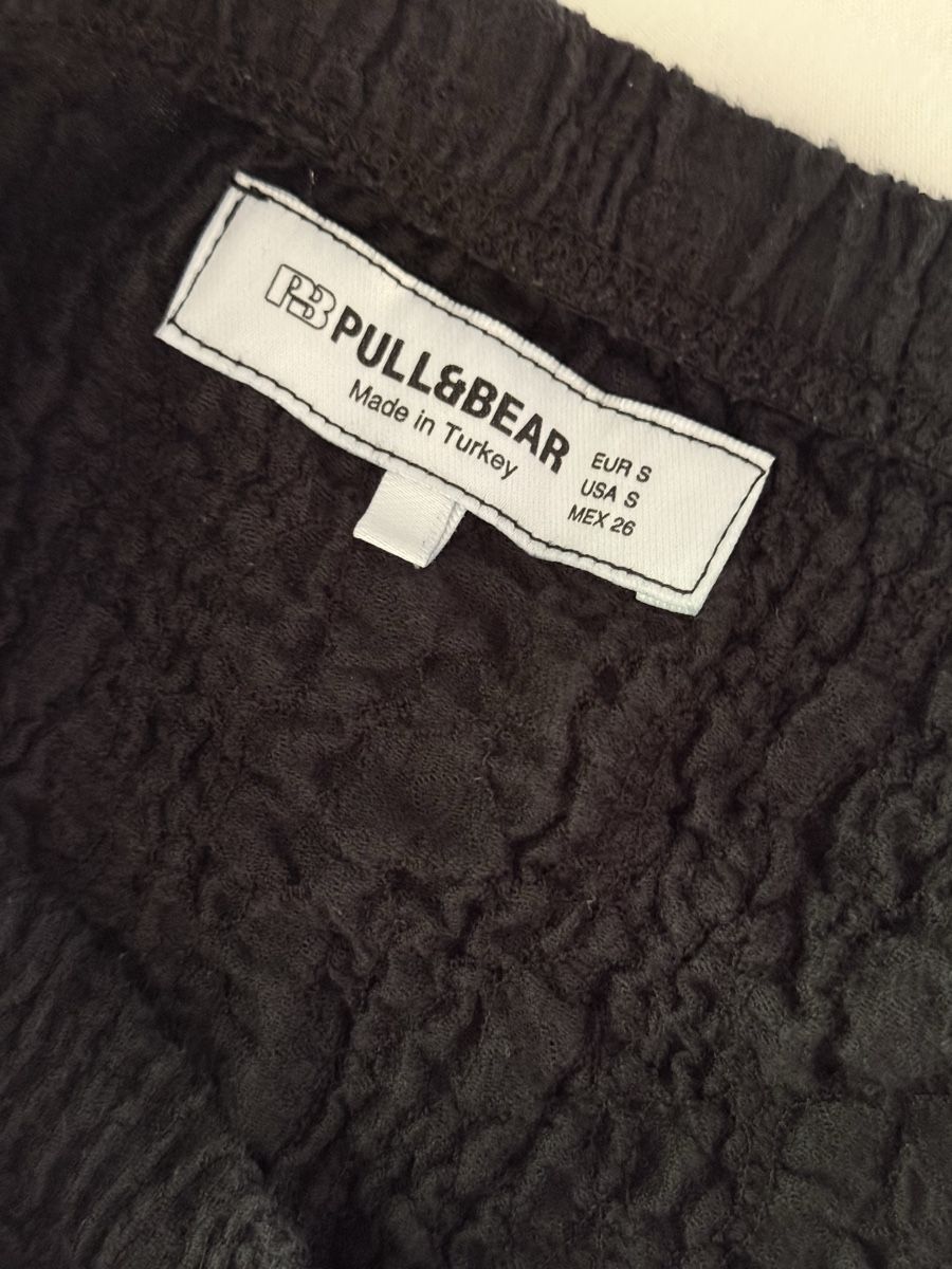 Pull&Bear Pantalons: Pantalon Pull&Bear noir texturé  – D'occasion à Monthey par sen_6ckr 3
