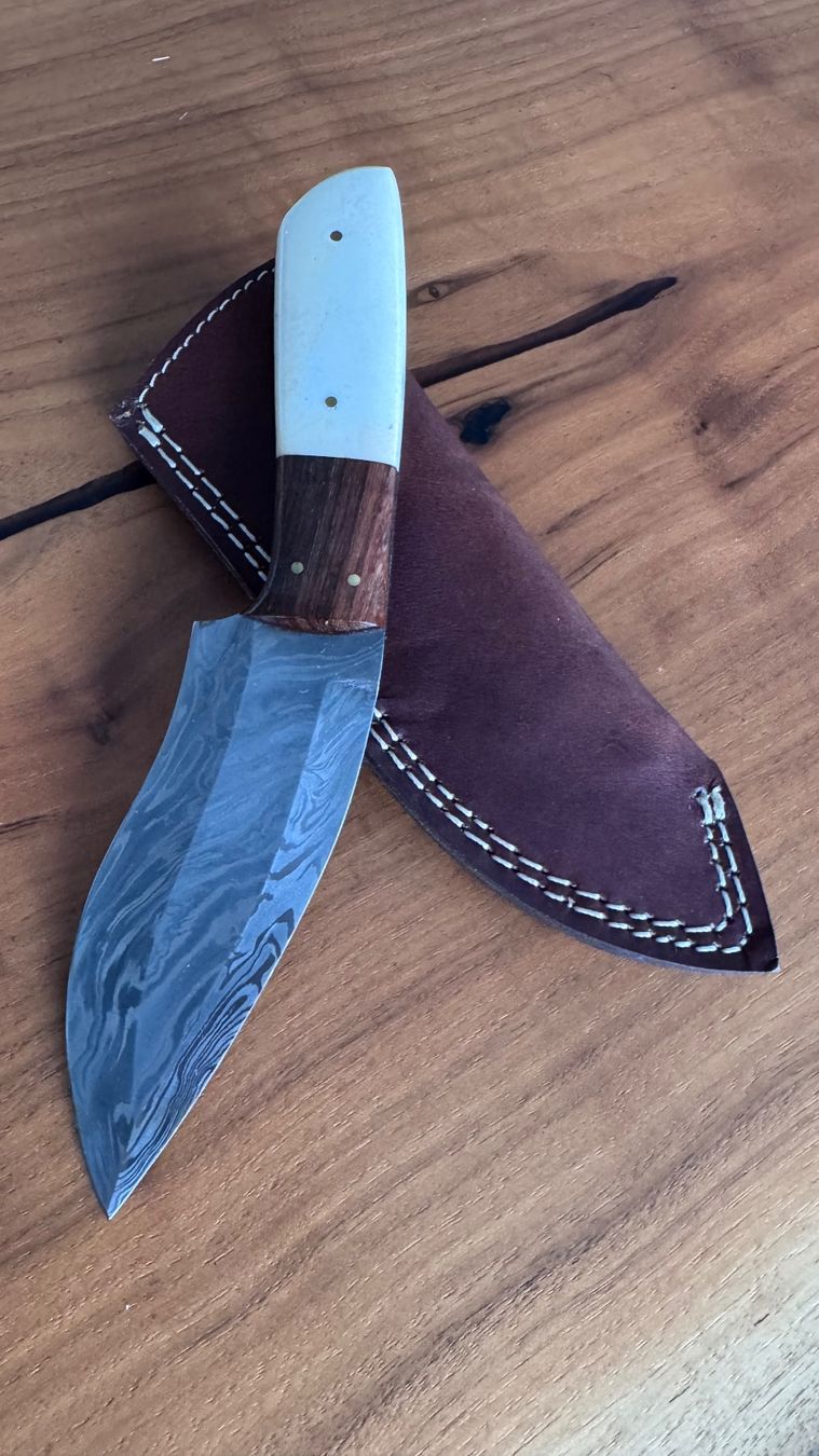 Zubehör: Damastmesser Jagdmesser Messer mit Lederscheide Handarbeit – Neu (gemäss Beschreibung) aus Uhwiesen von Thom