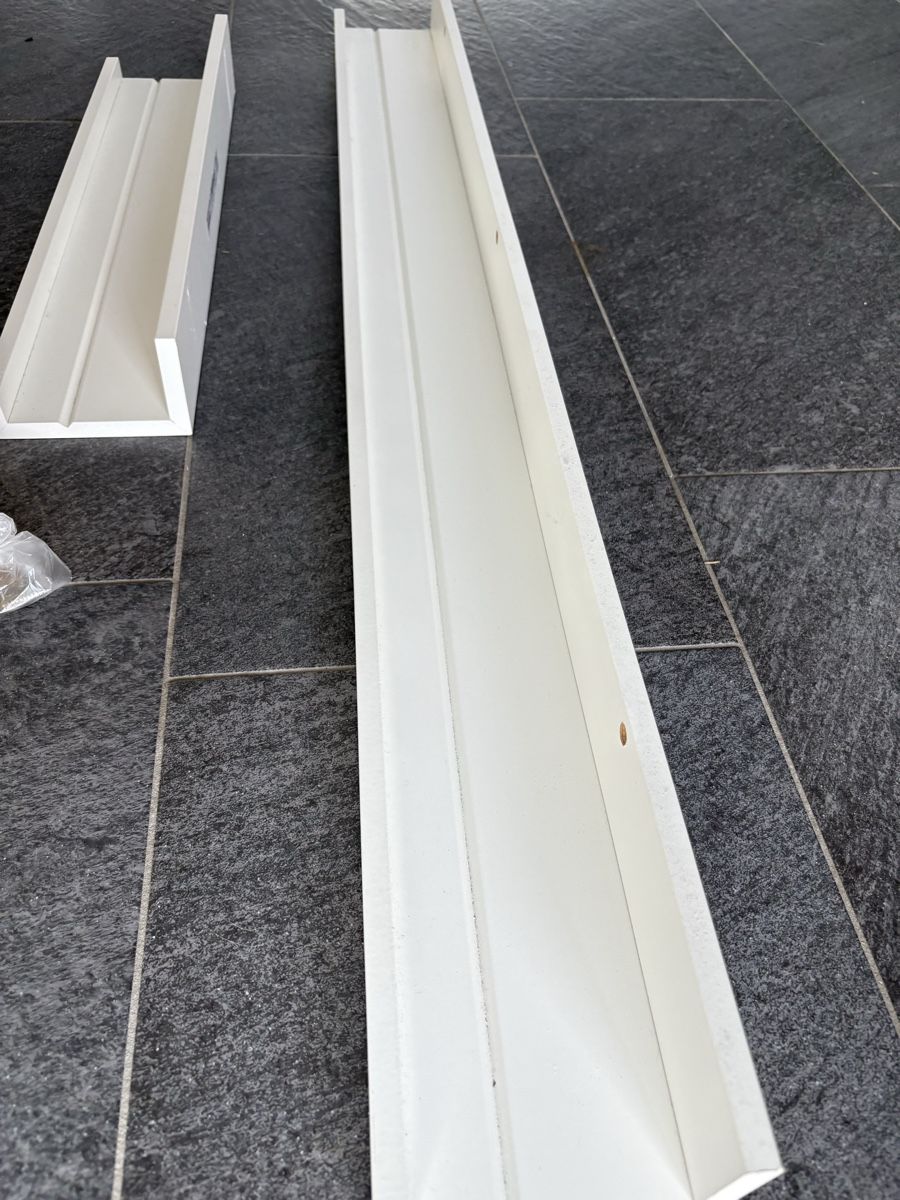 Articoli in legno: Leisten für Wand – Usato da Oberglatt ZH venduto da Laurina97 1