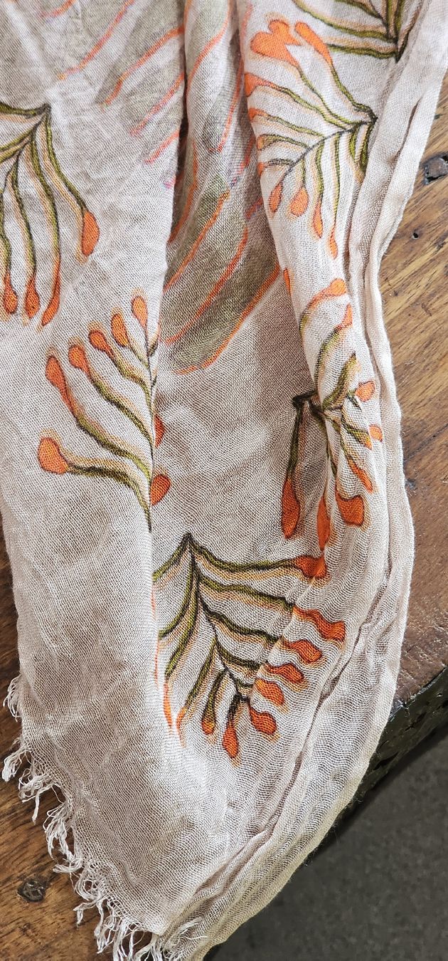 Nile Foulards, Tücher & Schals: Nile - wunderschöner leichter Schal – Gebraucht aus Kollbrunn von Antikmann 2