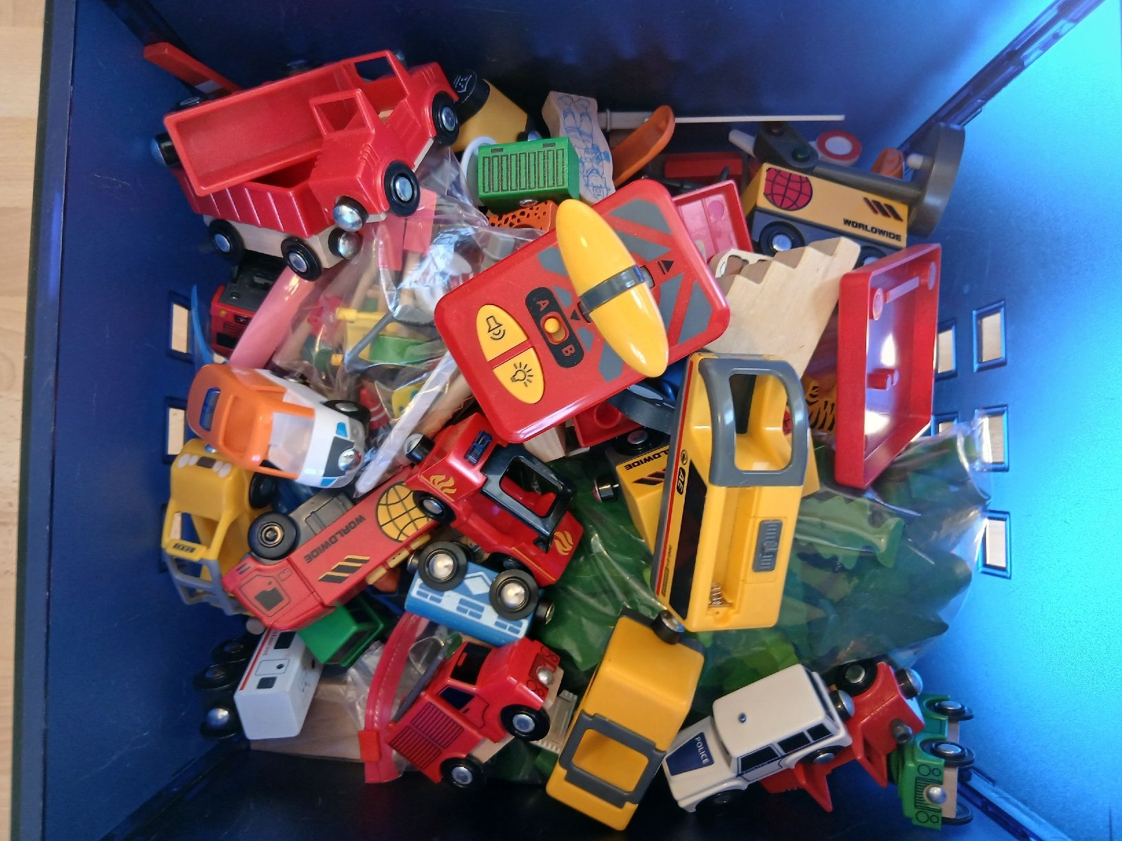 Jouets: Vielteilige Briobahn – D'occasion à Niederbipp par Phantasywork 2