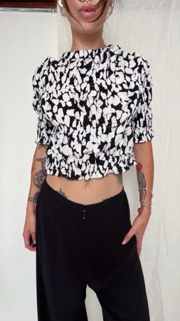 MNG Crop Top print black white size M