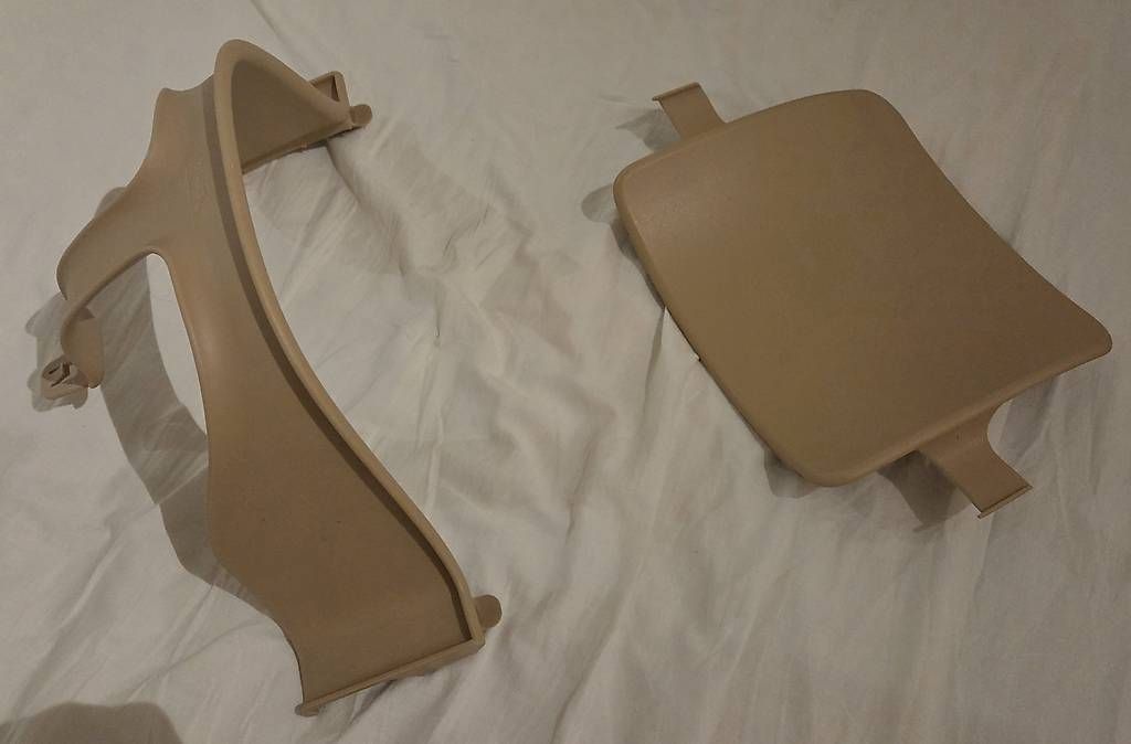 Chaises hautes: Tripp Trapp Baby Set von Stokke – D'occasion à Wetzikon ZH par rog_fsz9