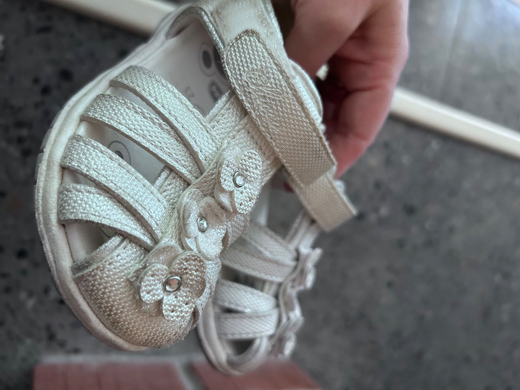 Chicco Scarpe per ragazze: Kids shoes Chicco n. 23 – Usato da Basel venduto da ren_znf2 2