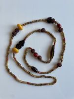 Collier long perles bois et résine - style ethnique