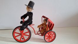 Miniatur "Rikscha" mit Brautpaar" Metall rot, Vintage