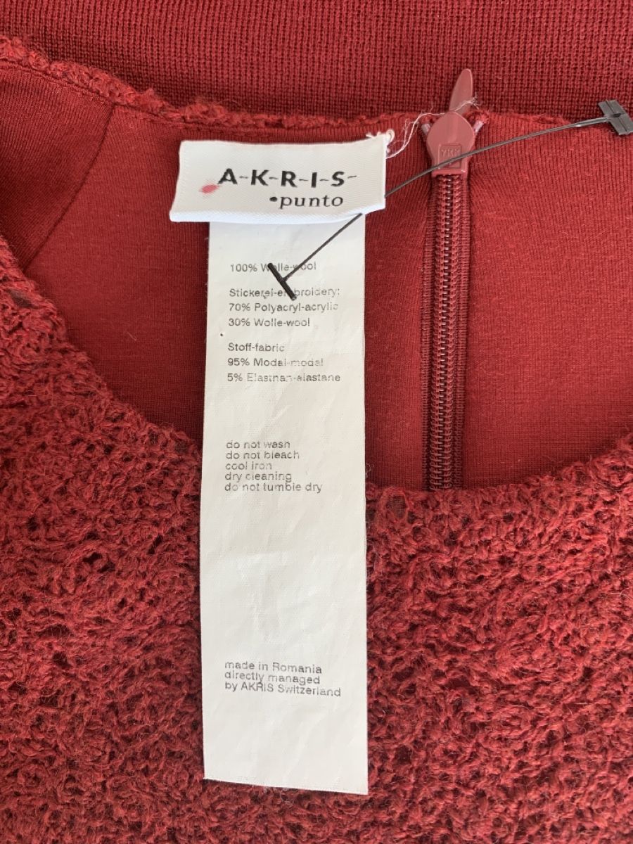 Akris Maglioni & Felpe: AKRIS: Exklusiver bordeauxroter Pullover mit Stickerei, 38 – Nuovo (secondo la descrizione) da Luzern venduto da designluzern 6