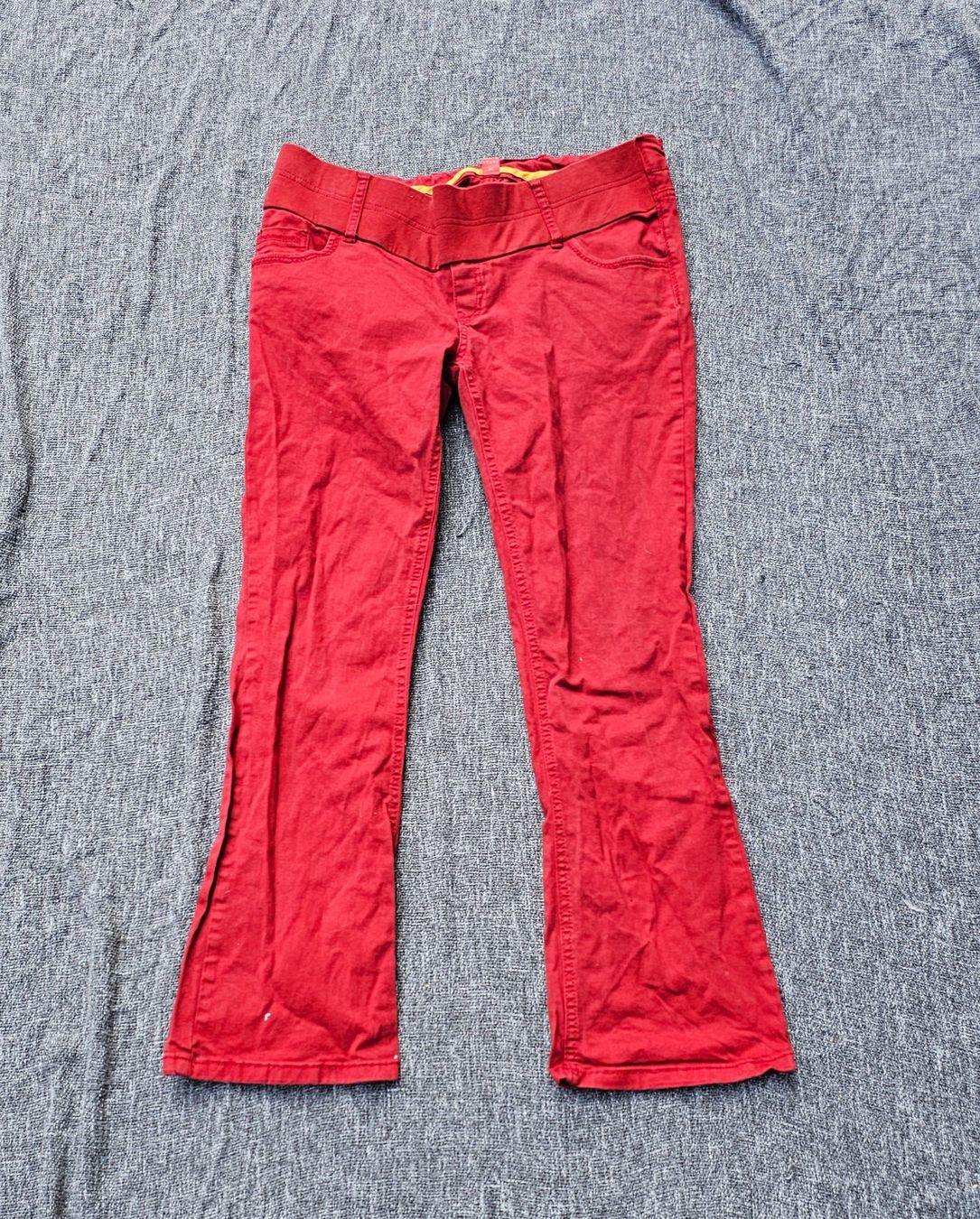 Esprit Pantaloni: Rote Hose von Esprit Gr. 42 – Usato da Füllinsdorf venduto da Sunnebliemli7