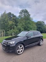 VW Touareg 3.0 TDI R-Line schwarz