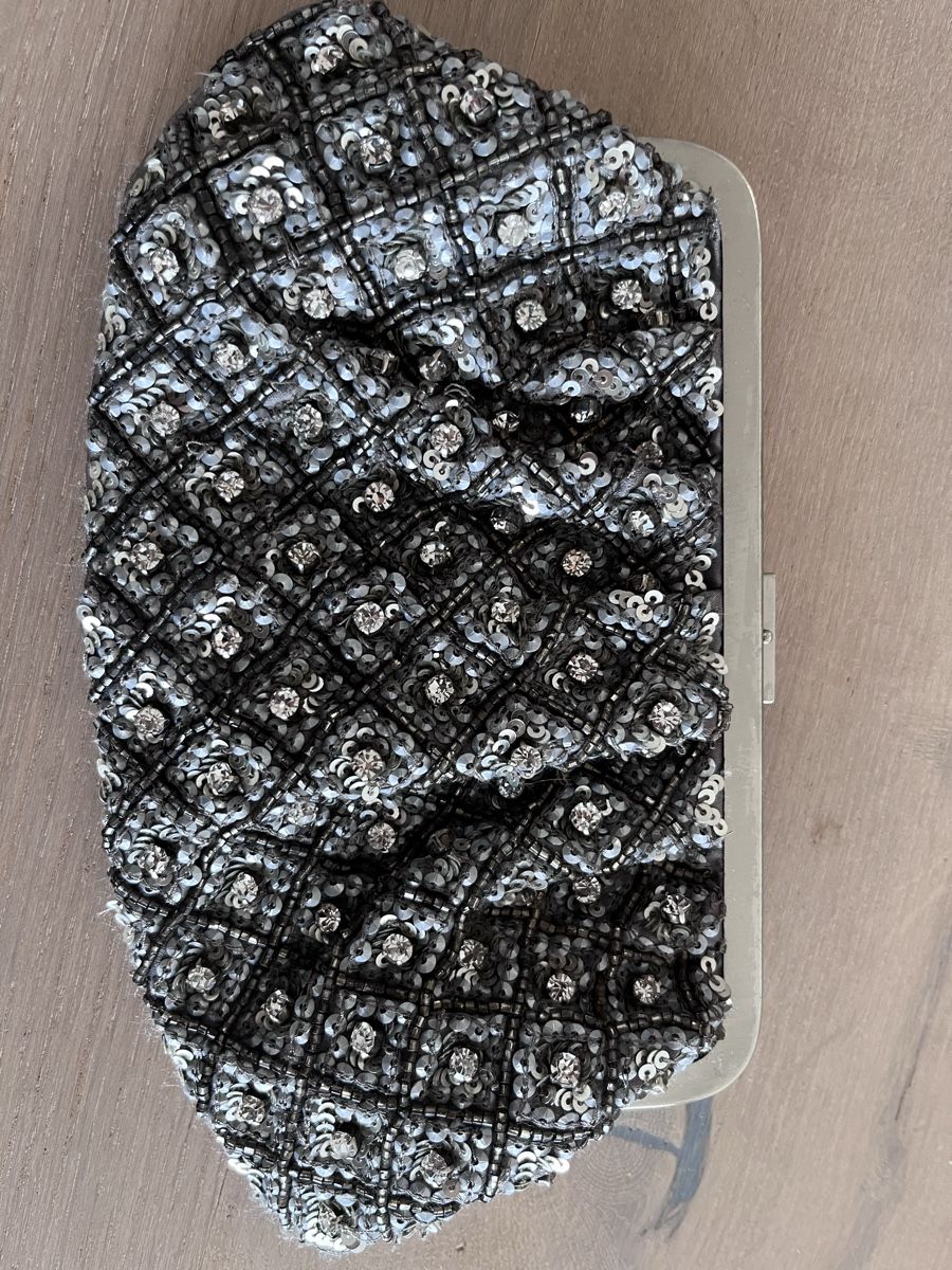 Borse da donna: Accessoirize Clutch, Grau, mit Glitzerperlen🌟 – Usato da Pfäffikon SZ venduto da humming-bird