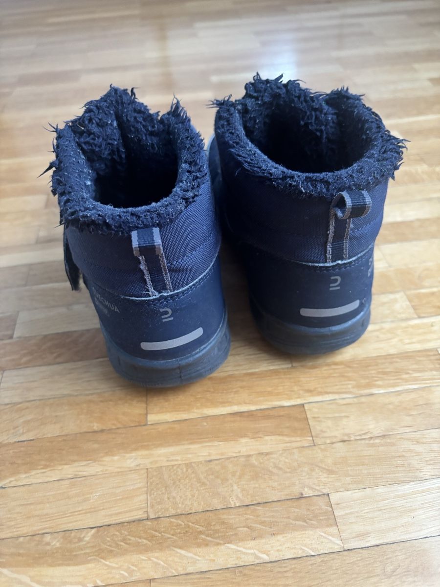 Decathlon Scarpe per ragazzi: Bottes chaudes imperméables Décathlon p. 29 – Usato da Chêne-Bougeries venduto da CeliaMate 3