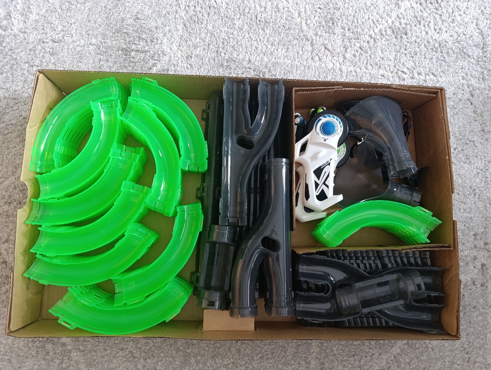 Rennbahnen: Exost Loop Twin Tower Racing Set – Neu (gemäss Beschreibung) aus Richterswil von NovemberGZ 1