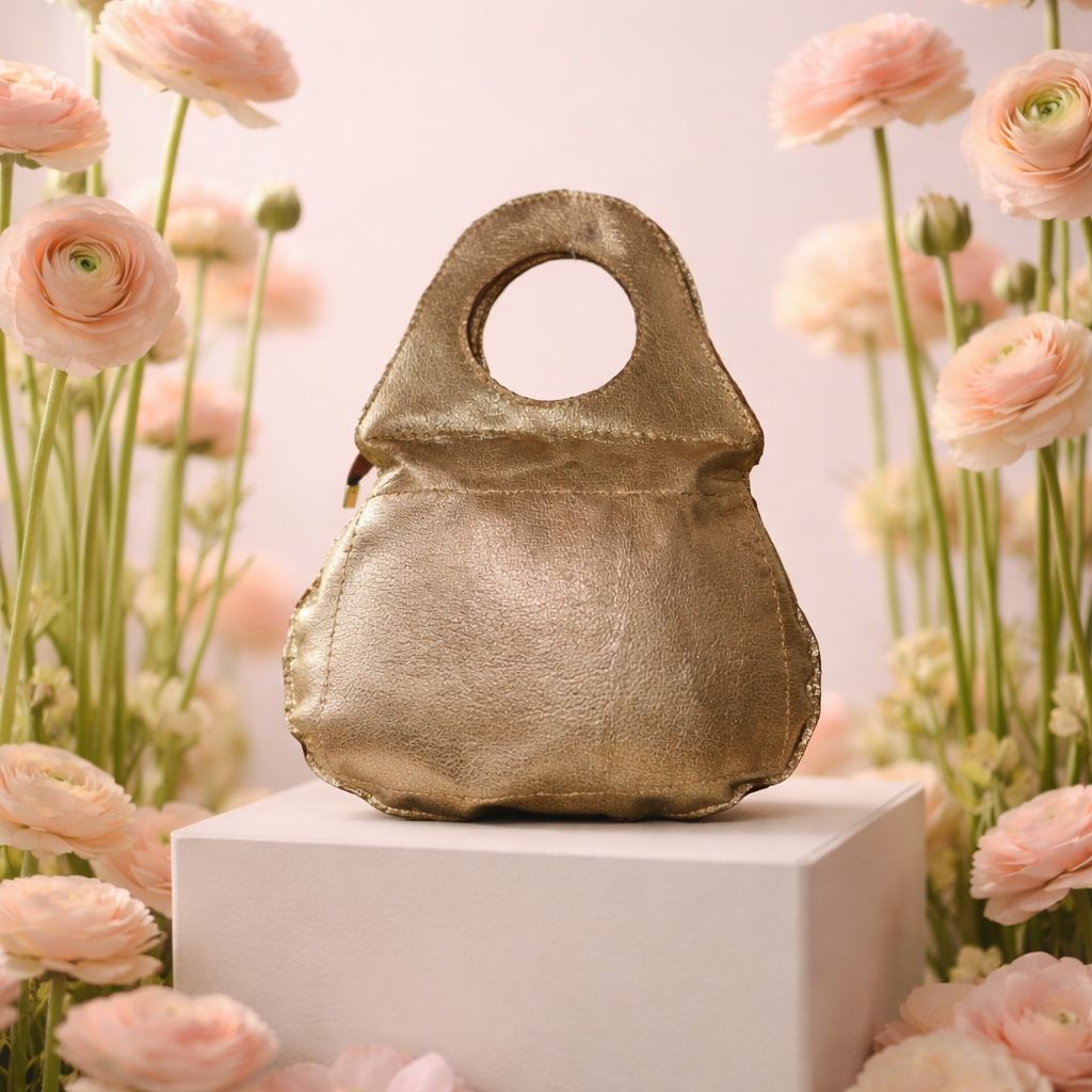 Sacs femmes: Sac à main doré Mint&Mali, cuir, petit format – Neuf avec emballage d'origine à Balzers par coco749 4