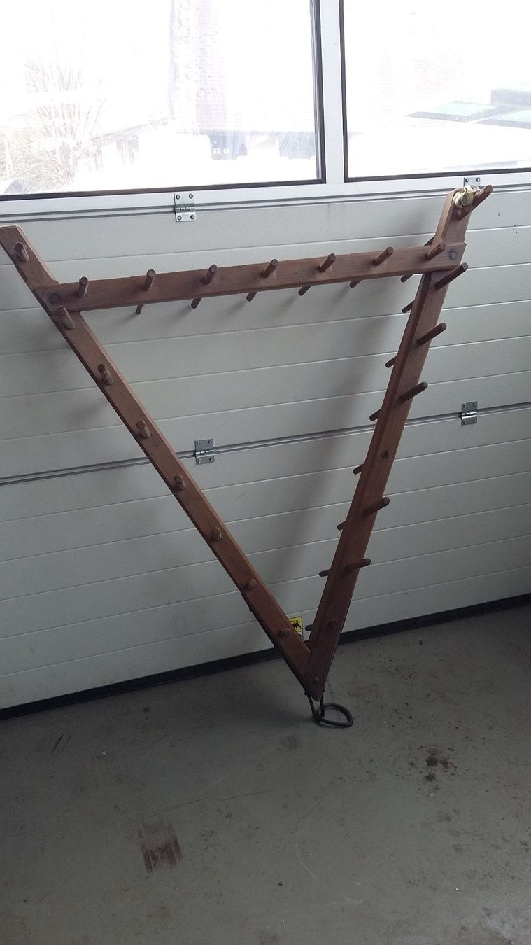 Guardaroba: Oldtimer Originelle Garderobe Kleiderständer Antike Egge – Usato da Dulliken venduto da Classiclerch4657 2