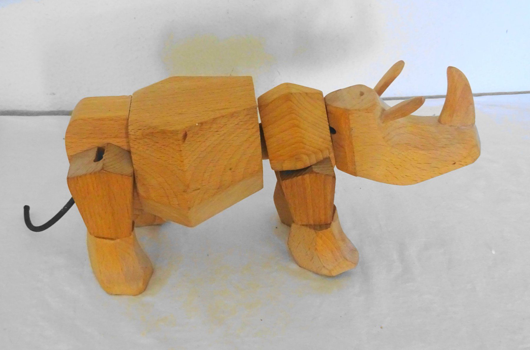 Figuren: Holz Nashorn Figur, David Weeks Studio AREAWare Simus Rhino – Gebraucht aus Zürich von Connie8