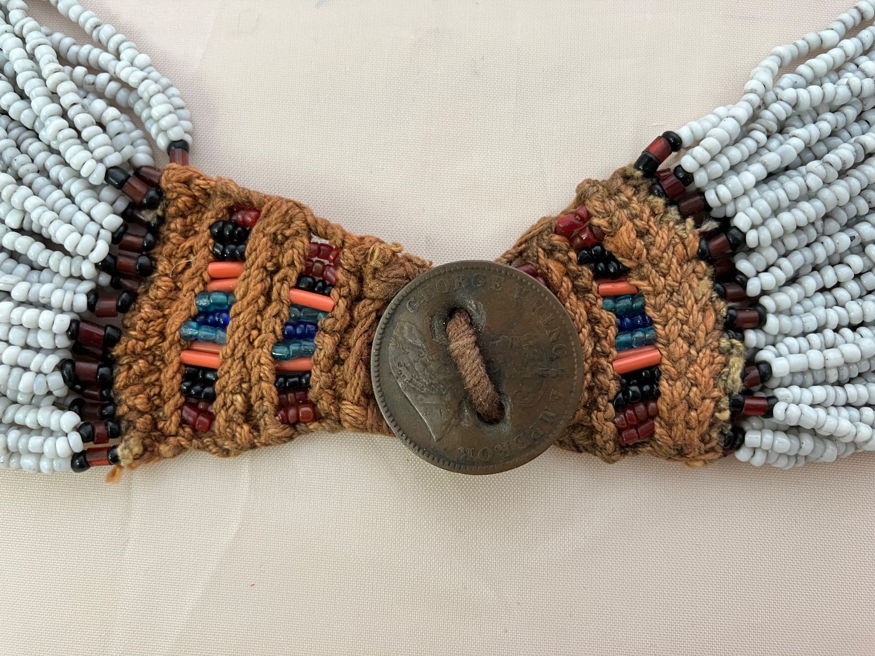 Catenine: Traditionelle Naga-Halskette – Usato da Burgdorf venduto da liquorice 1