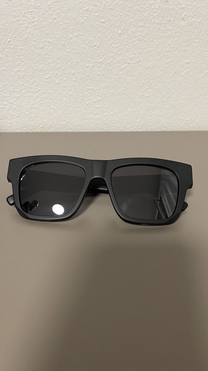 Givenchy Occhiali & Lenti: Stylish Givenchy Sunglasses - Black, Summer Ready! – Nuovo (secondo la descrizione) da Lugano venduto da cri_djb 8