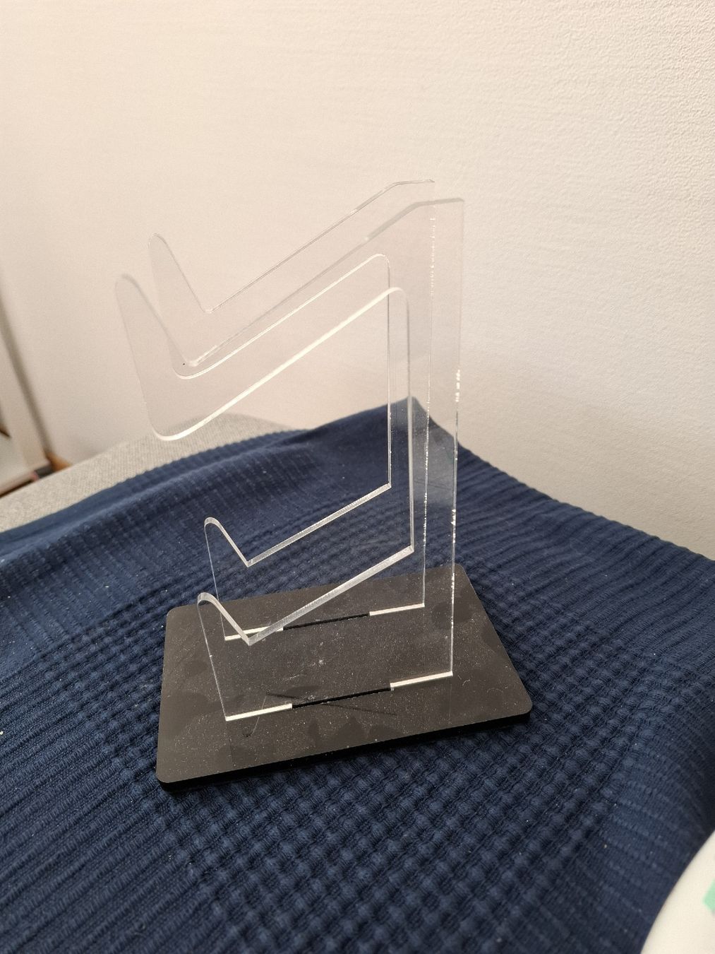 Wandhalterungen: Acryl Controller Halterung – Gebraucht aus Dübendorf von MO_c6hy