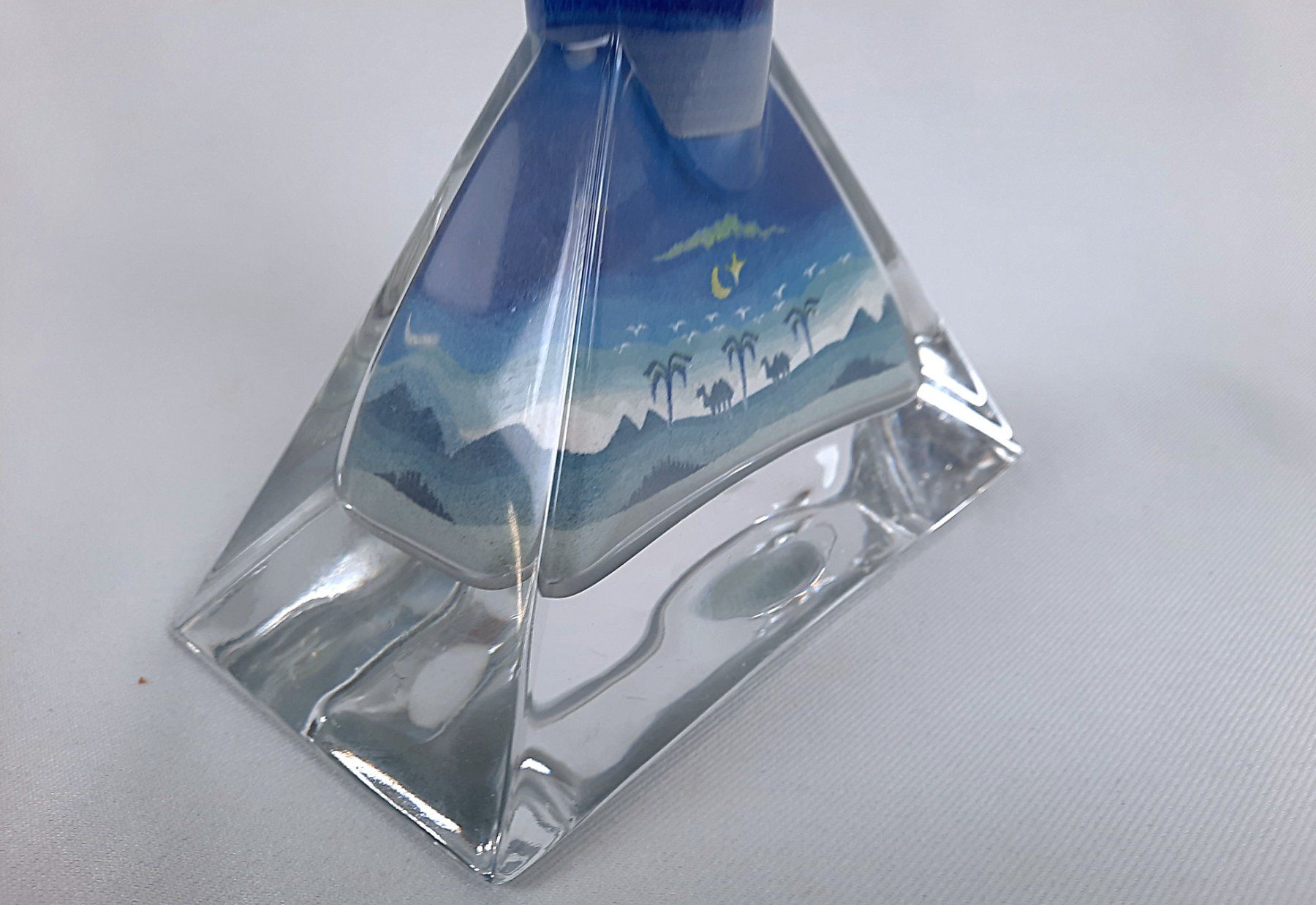 Apparecchiature e tecnologia a gas: Glasflasche mit farbiger Schicht Sand Composition – Usato da Beinwil am See venduto da Restwert_Beinwil 3