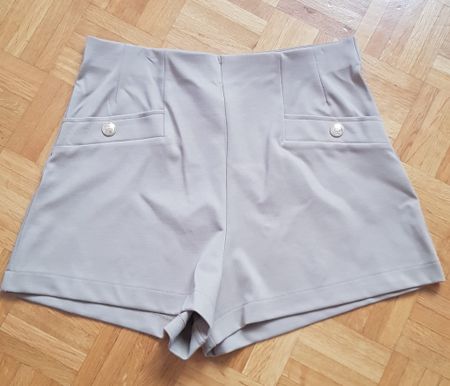 Short H&M taille M beige