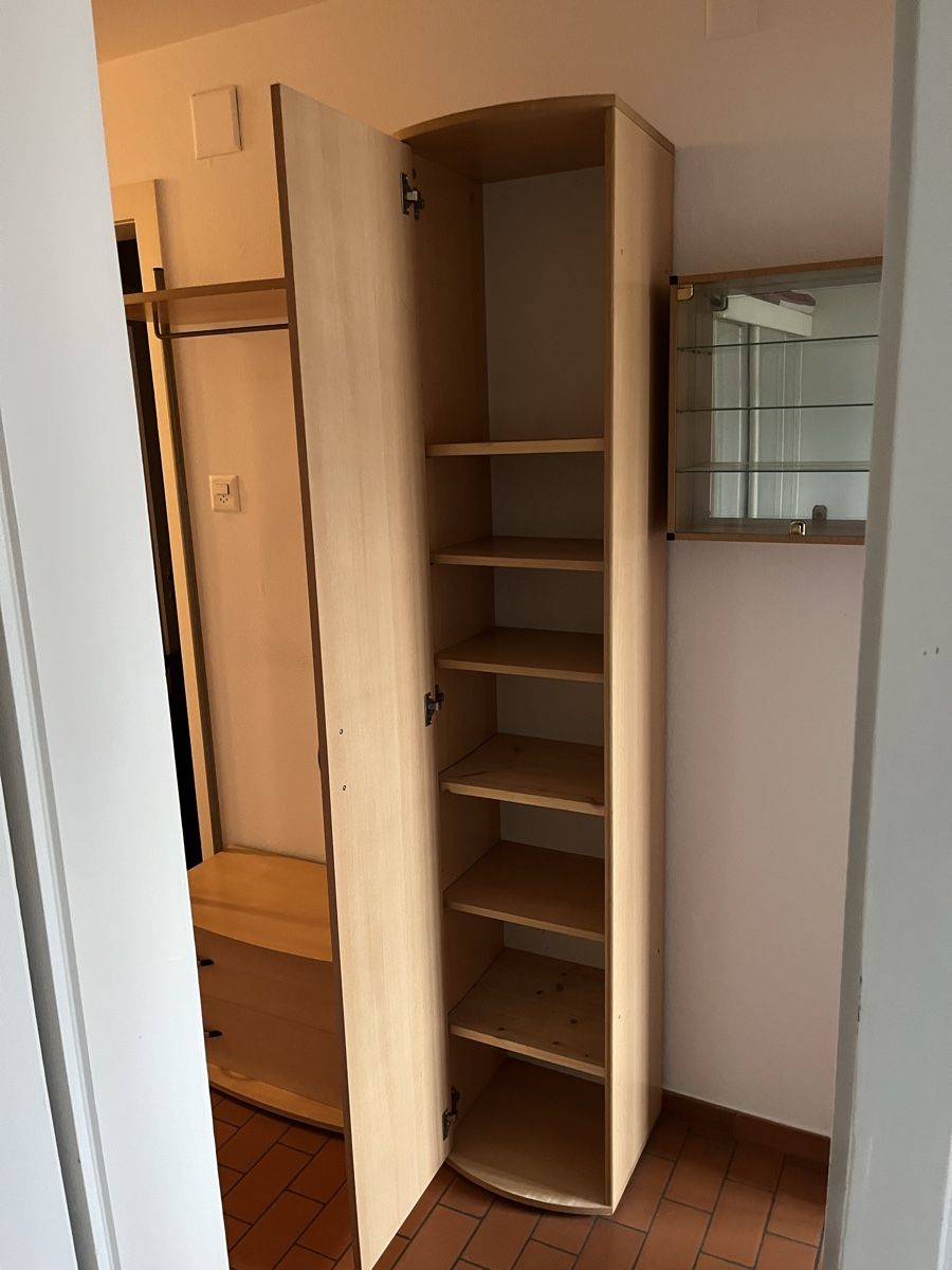 Guardaroba: Garderobe  – Usato da Seuzach venduto da Pamase 2