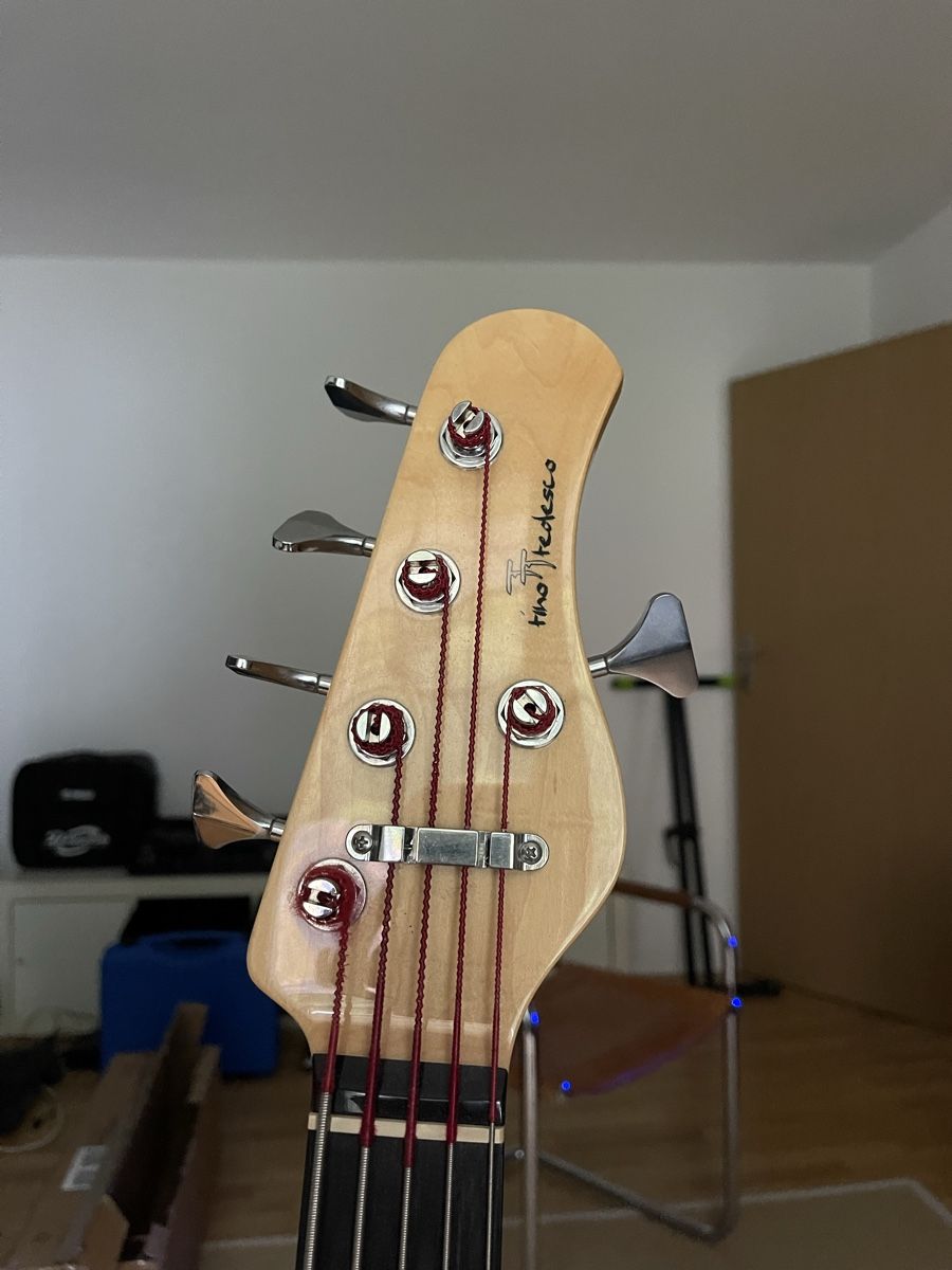 Strumenti musicali: Tino Tedesco 5-String Bass – Usato da Mühlethal venduto da leandrawolf 1