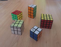 Lot de 5 Rubiks Cube