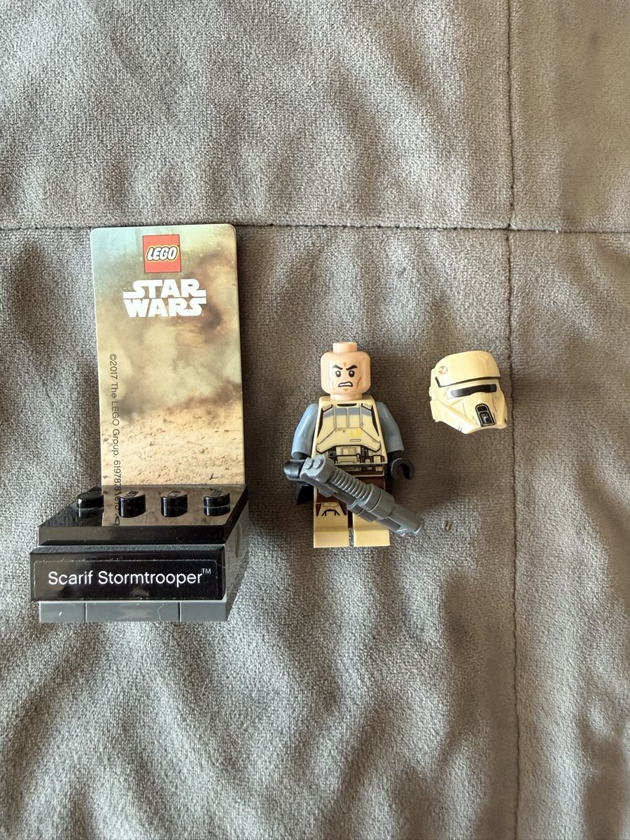 Lego Kit di costruzioni: LEGO Scarif Stormtrooper Sw0850  Polybag – Usato da Huttwil venduto da flo_fg8h 1