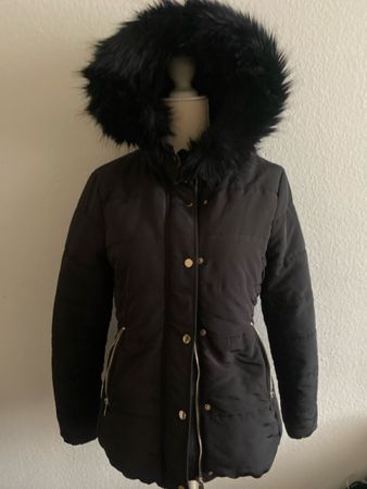 Doudoune H&M t.36 avec capuche