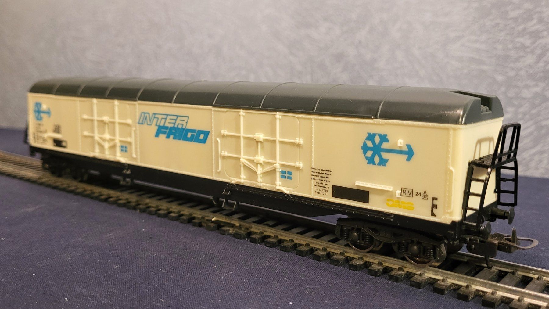 Lima Modellini di ferrovie: Lima; Kühlwagen Interfrigo 4-achsig – Usato da Uster venduto da gurust 1