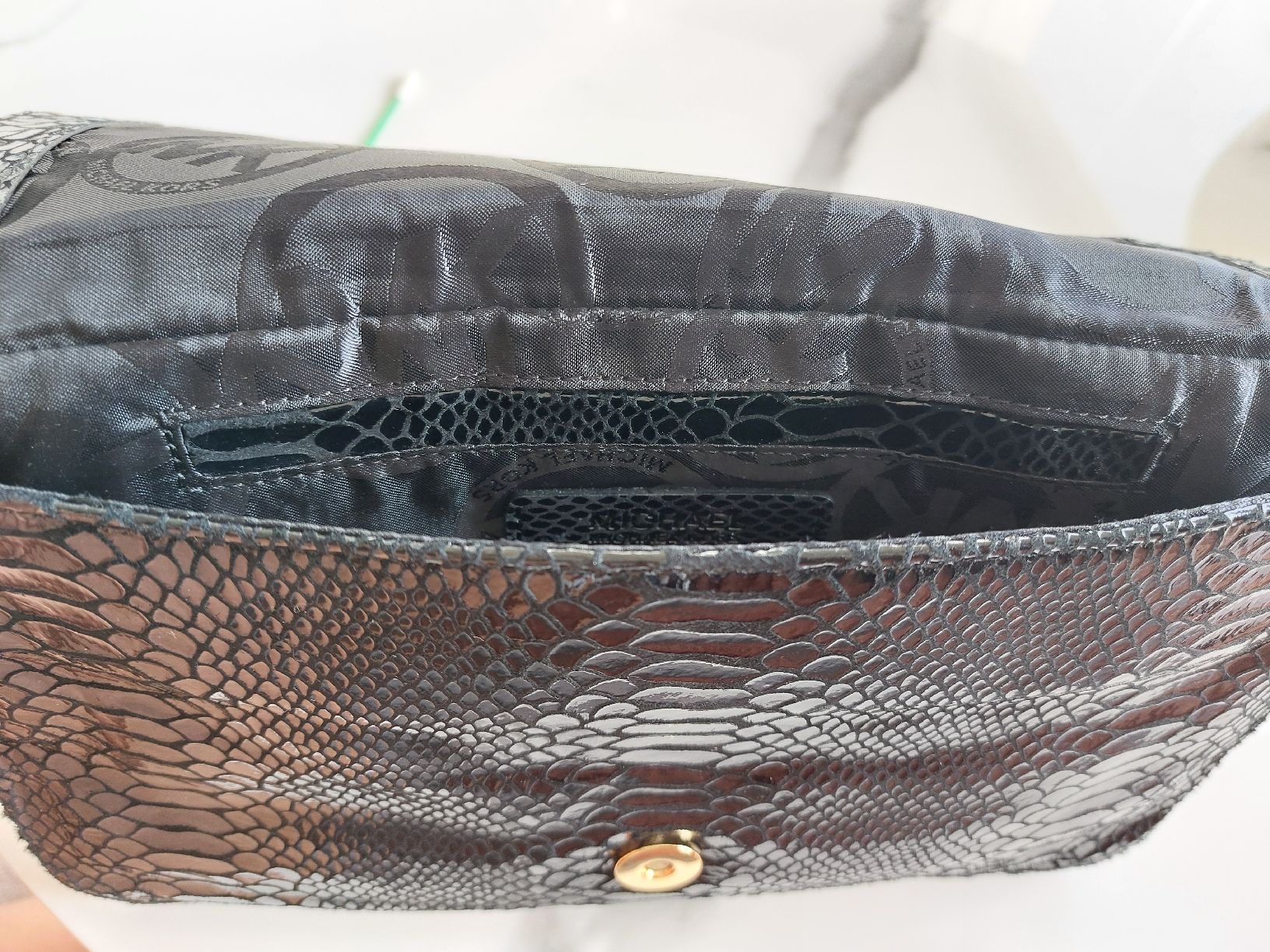 Taschen für Damen: Michael Kors Clutch Handtasche – Gebraucht aus Uerikon von AnnaL 6