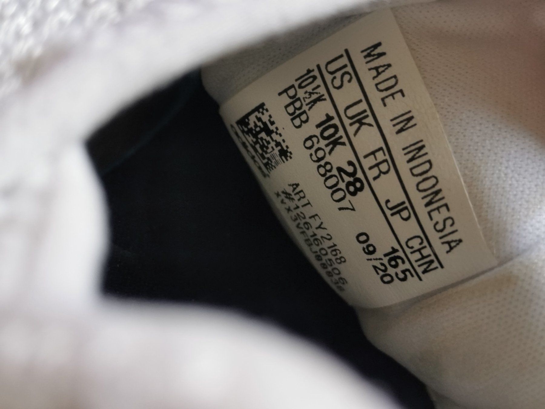 Adidas Scarpe da uomo: Adidas Turnschuhe gr.28 – Usato da Zürich venduto da Simfa 4